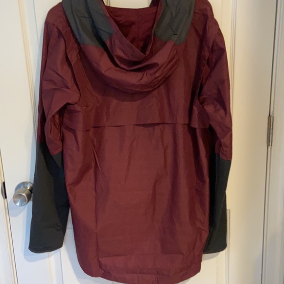 NWT University of Minnesota Official 1/4 Zip Repel Jacket - Picture 9 of 14